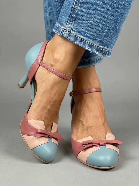 Passione – Bow-detail Court Shoes with All-day Comfort